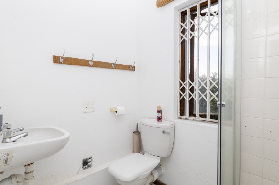 8 Bedroom Property for Sale in West Beach Eastern Cape